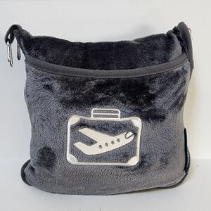 Gray Plush Travel Blanket / Travel Pillow Convertable Soft Fuzzy Vacation NWT